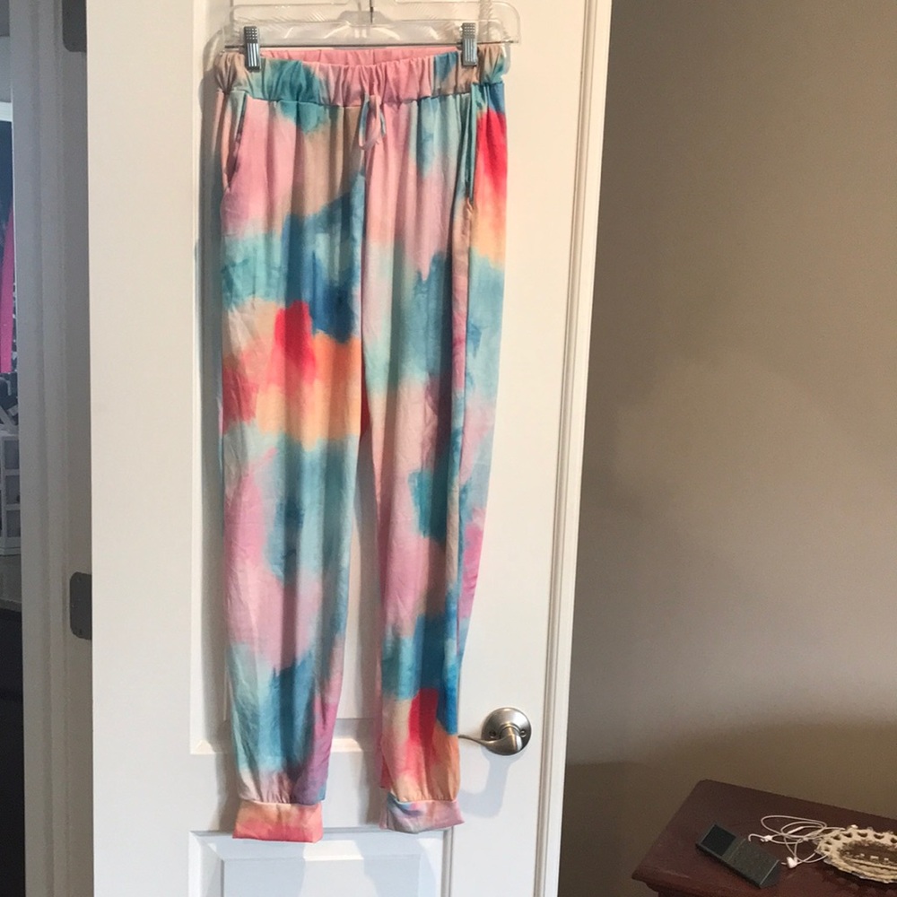 C+D+M Size XL NWT